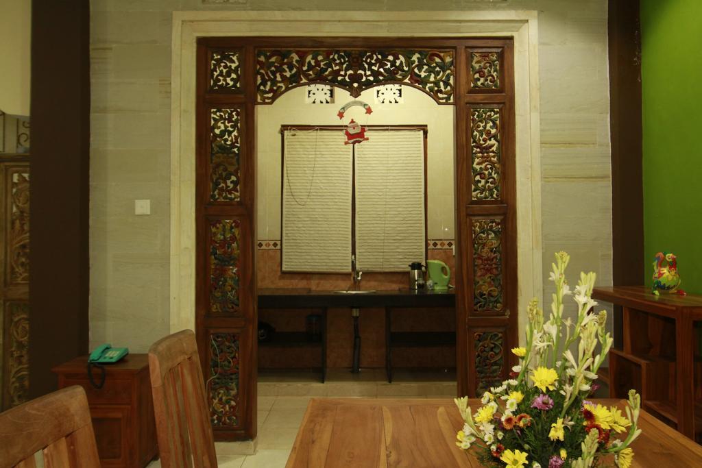 Pondok Loris Guest House Ubud  Exterior photo